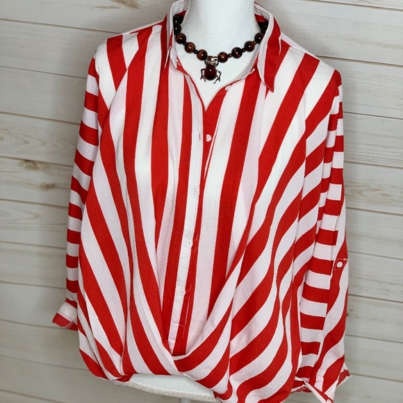 ❤️Striped Blouse🤍 - Picture 1 of 5